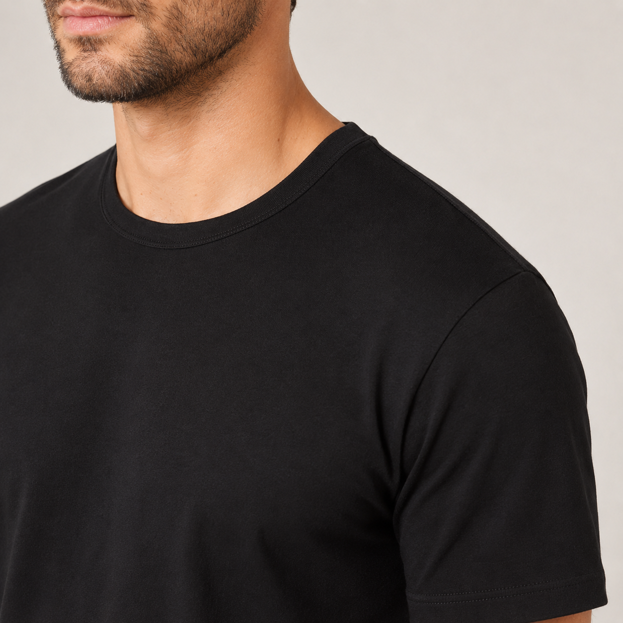 Black | Neck Detail
